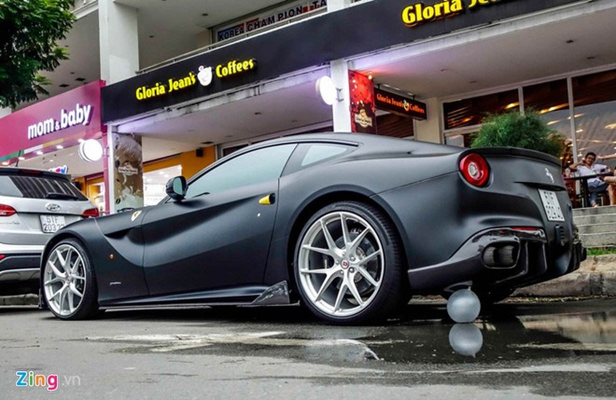 Cuong Do la do sieu xe Ferrari F12 Berlinetta 